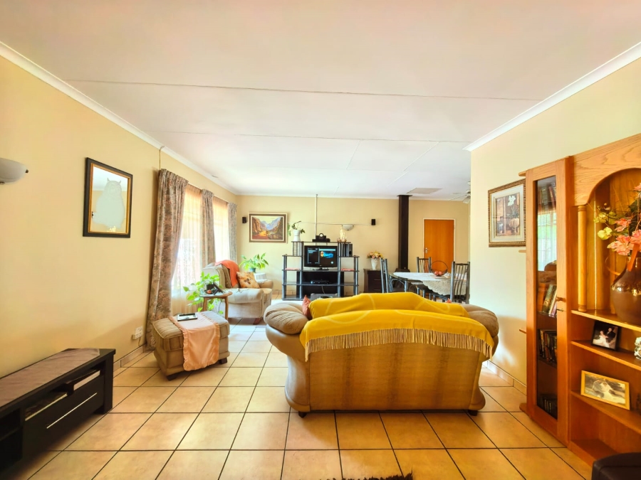 3 Bedroom Property for Sale in Vaalpark Free State